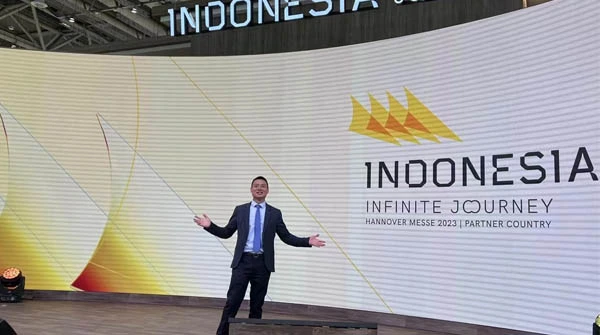 تظهر صمامات وأجهزة التحكم من شركة GEKO في معرض هانوفر الصناعي لعام 2023 في ألمانيا