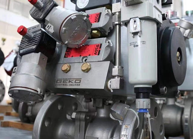 السمات المميزة للمحركات الكهروهيدروليكية